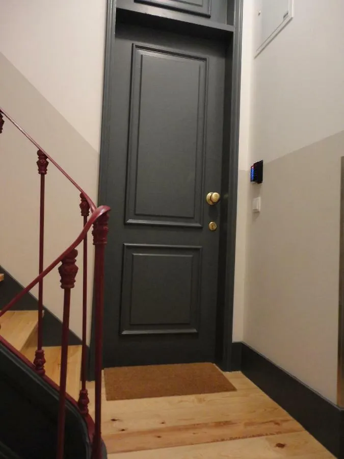 Lisbon Center Modern Art Apartment