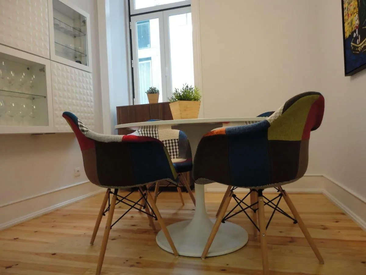 Lisbon Center Modern Art Apartment